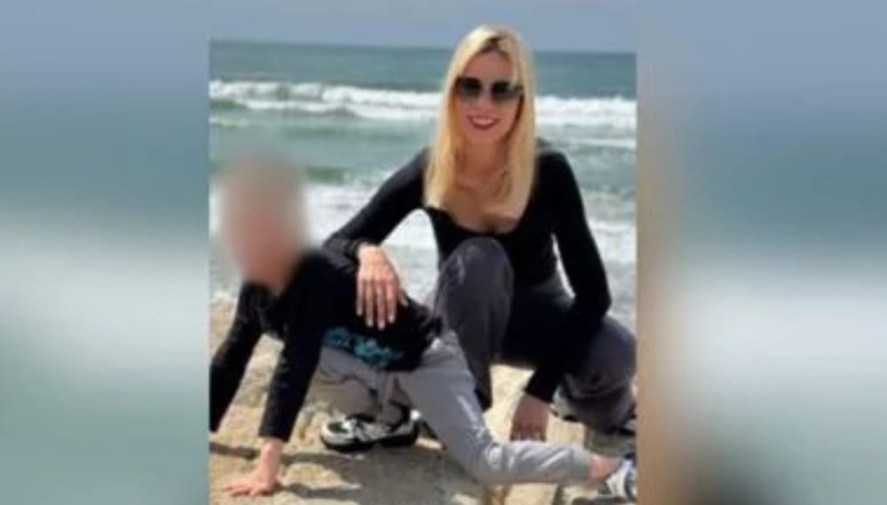 סיגל איצקוביץ' מואשמת ברצח בנה בן ה-6. "יש חוצנים סביבנו בכדור הארץ". צילום: מסך רשתות חברתיות