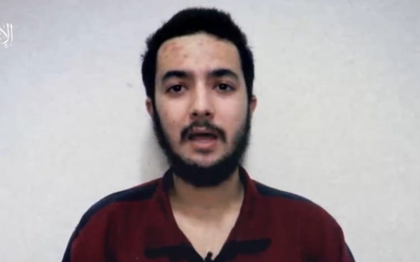 החטוף הישראלי-יהודי אשר נרצח בדם קר ע"י מחבלי חמאס השפלים בעודו בשבי. צילום: מסך רשתות חברתיות ובאישור משפחתו היקרה