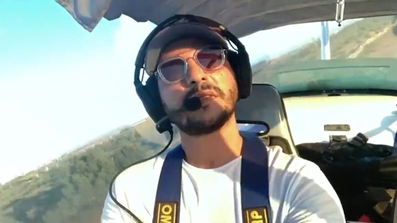 דרמה באוויר. טיסת הבלהות של מיקי גבע ובנו הקטן. צילום: פרטי