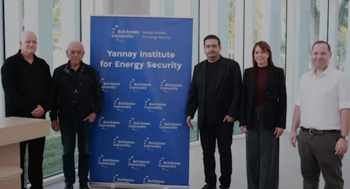 אברי שכטר, ד''ר איילת בן עזר גלברד, עופר ינאי, פרופ' אוריאל רייכמן ופרופ' בועז גנור. צילום: עדי כהן צדק