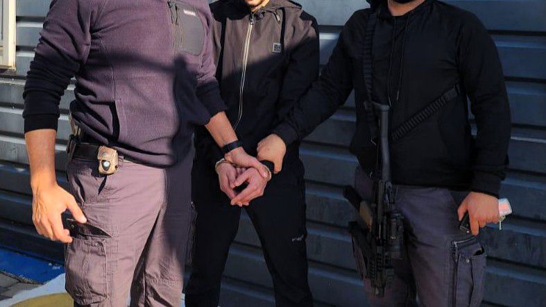 מערכת "אחלה ניוז" עם הדיווח הבא צילום: דוברות שירות בתי הסוהר