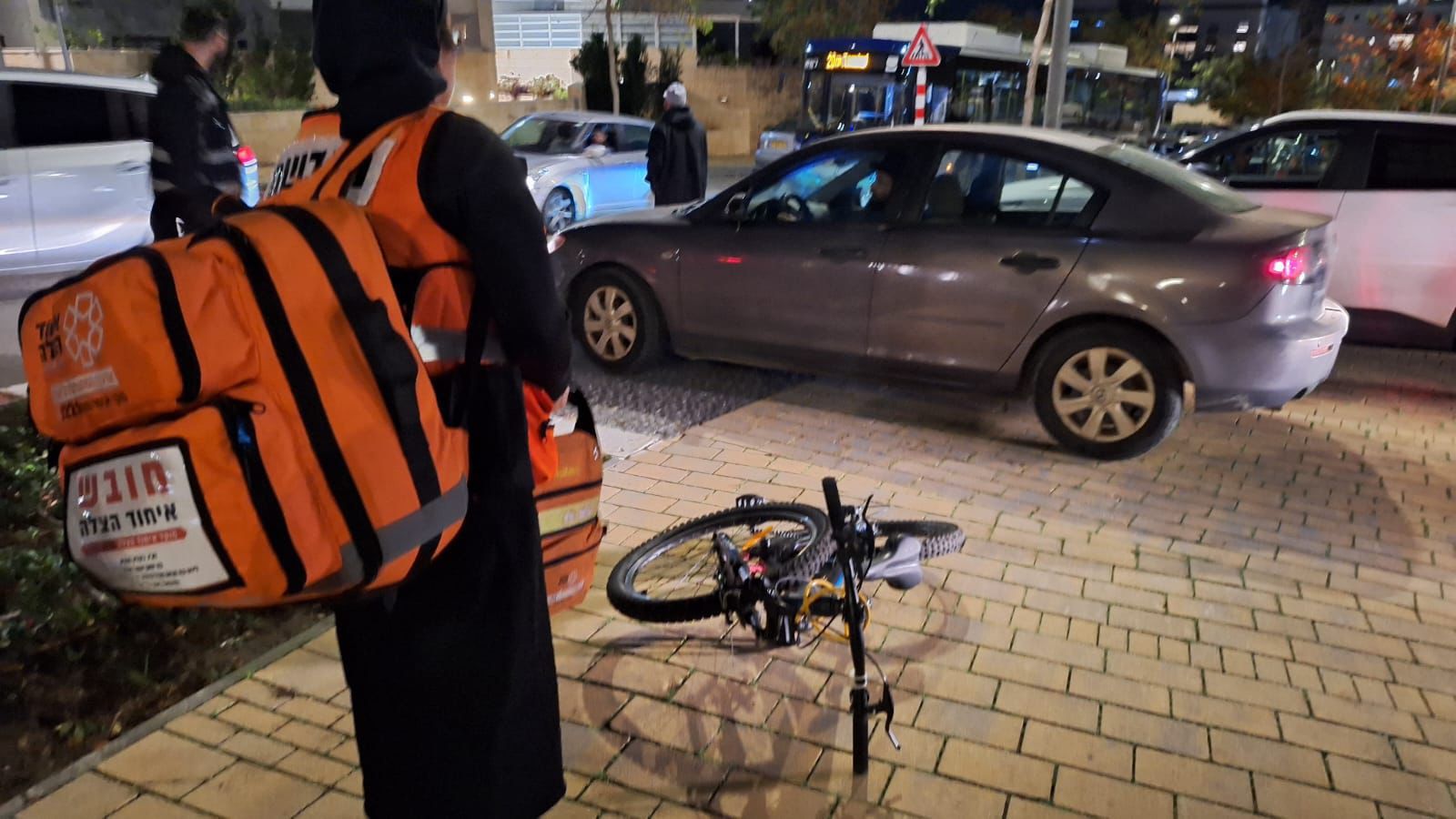 מערכת "אחלה ניוז" עם הדיווח הבא צילום: דוברות איחוד הצלה