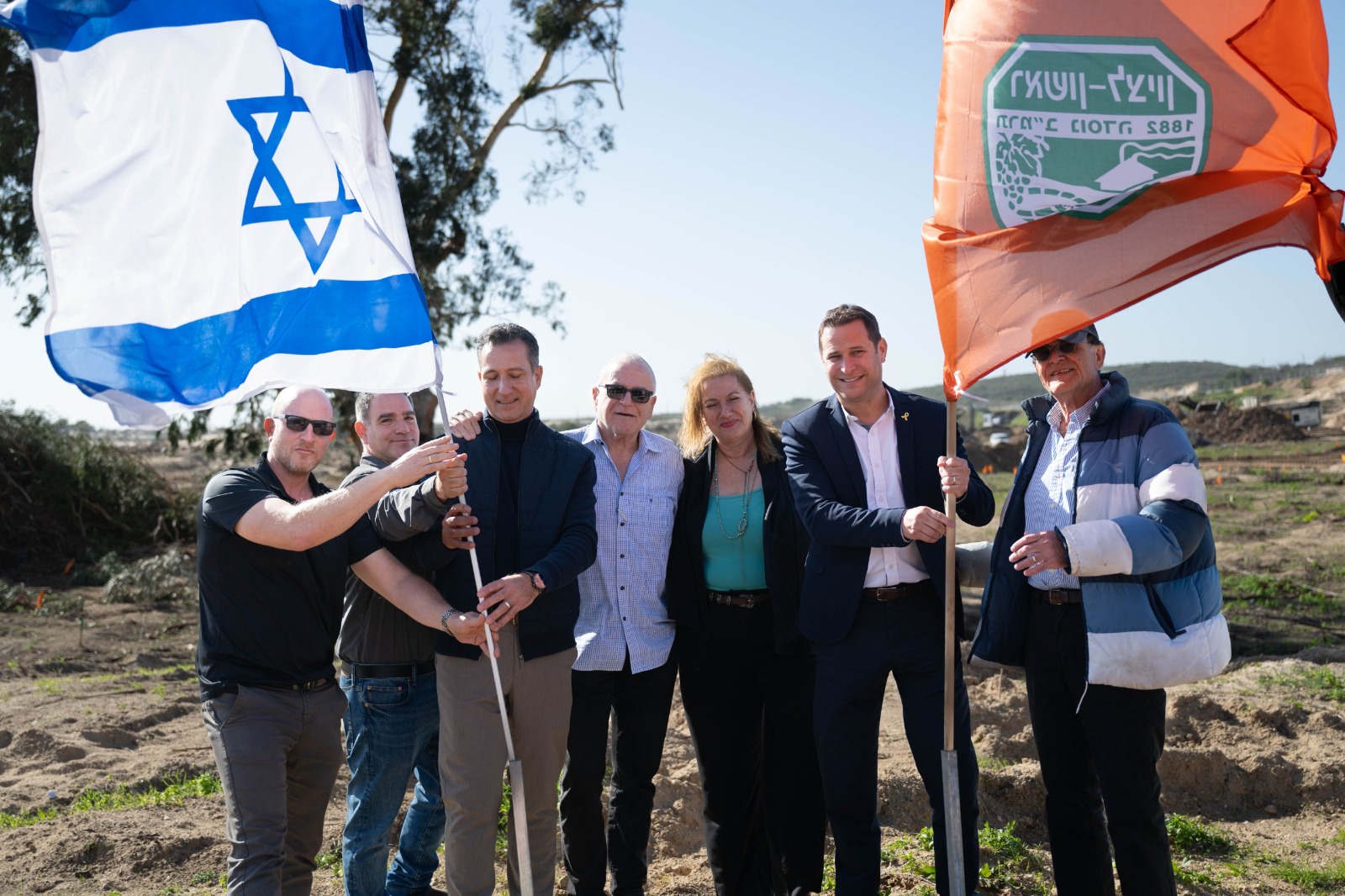 מערכת "אחלה ניוז" עם הדיווח הבא צילום: דוברות משרד הביטחון