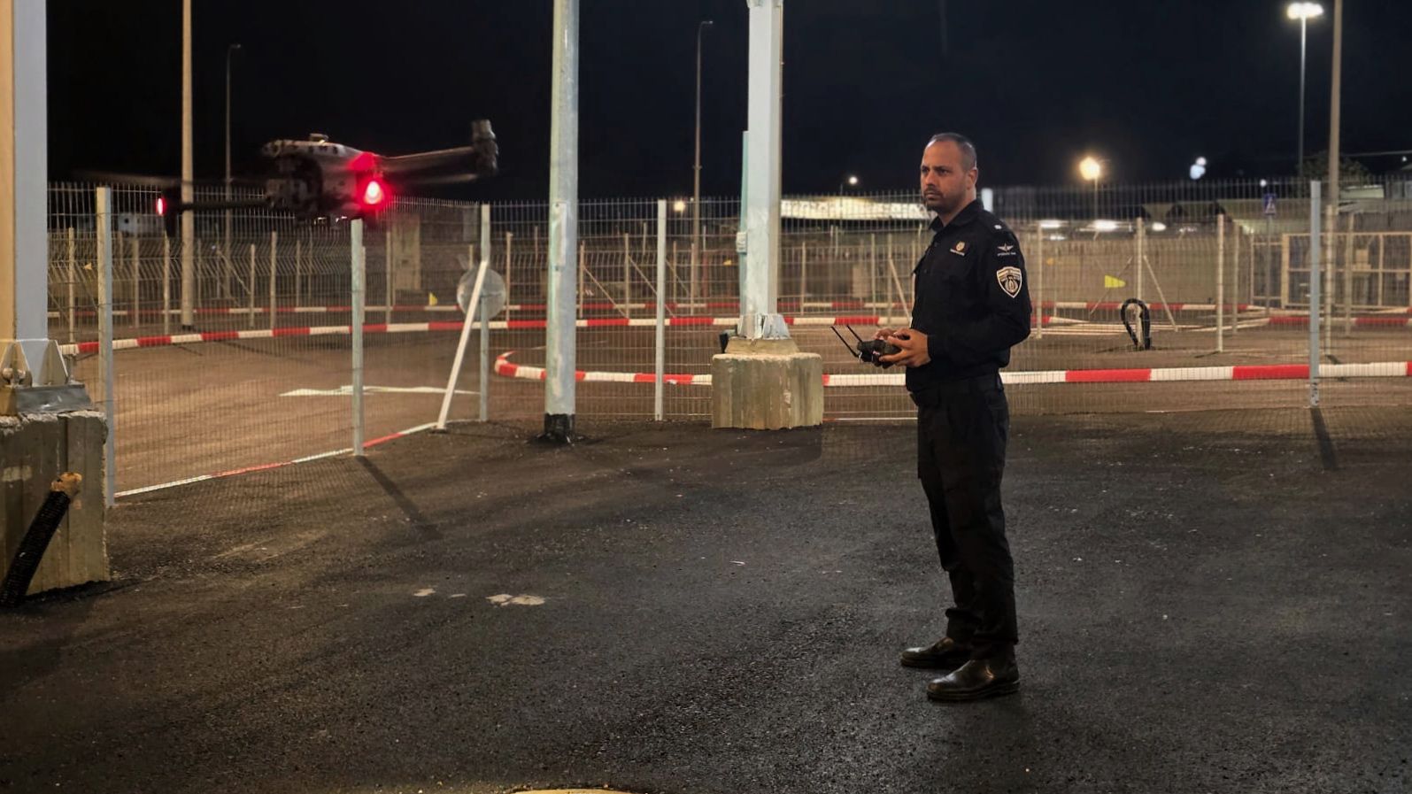 מערכת "אחלה ניוז" עם הדיווח הבא צילום: דוברות שירות בתי הסוהר