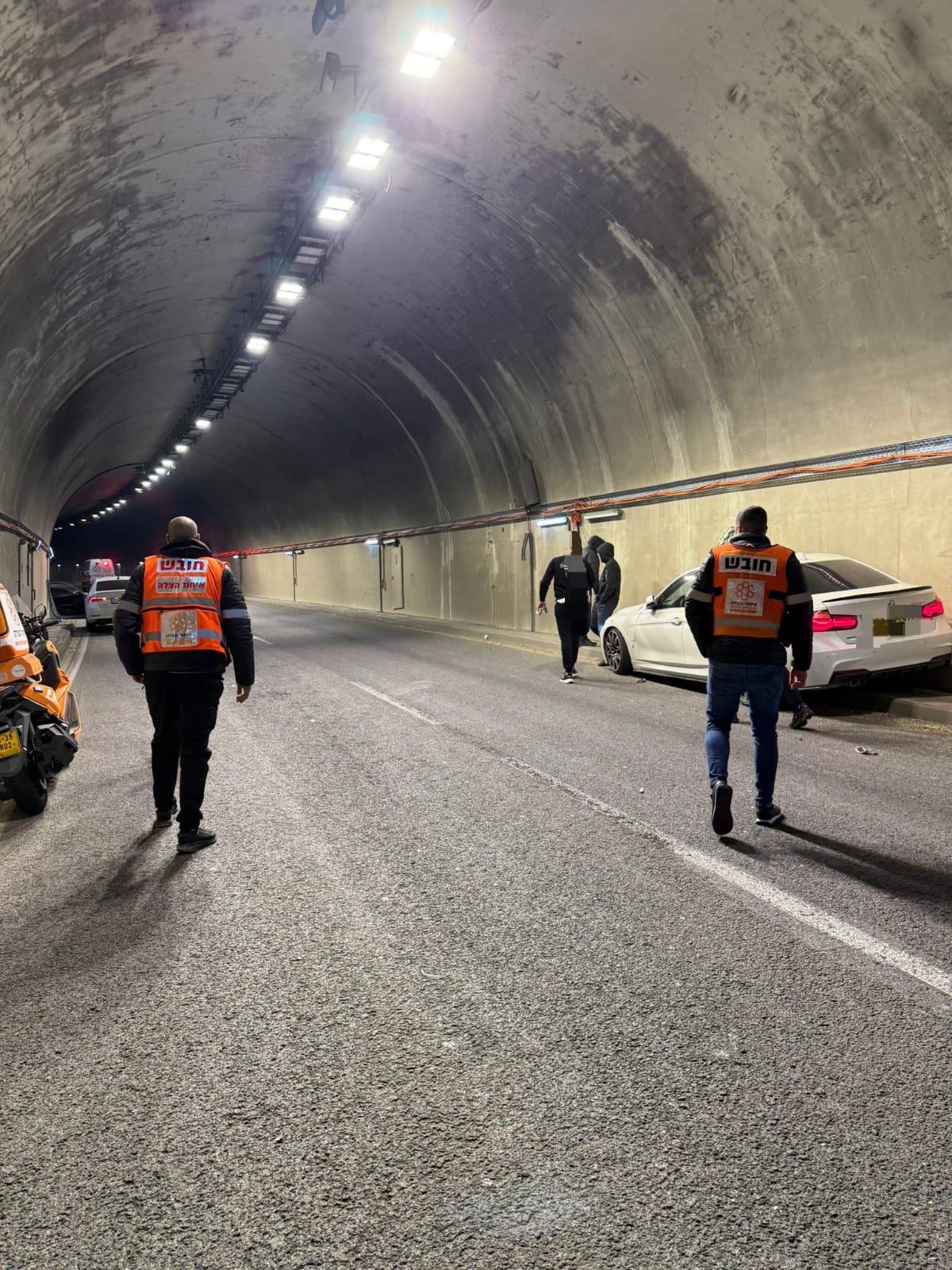 מערכת "אחלה ניוז" עם הדיווח הבא צילום: דוברות איחוד הצלה