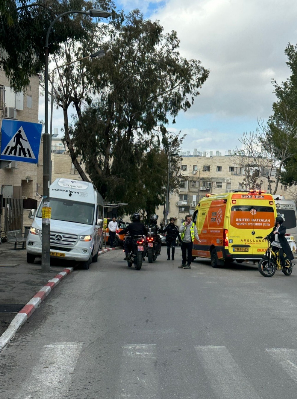 מערכת "אחלה ניוז" עם הדיווח הבא צילום: דוברות איחוד הצלה