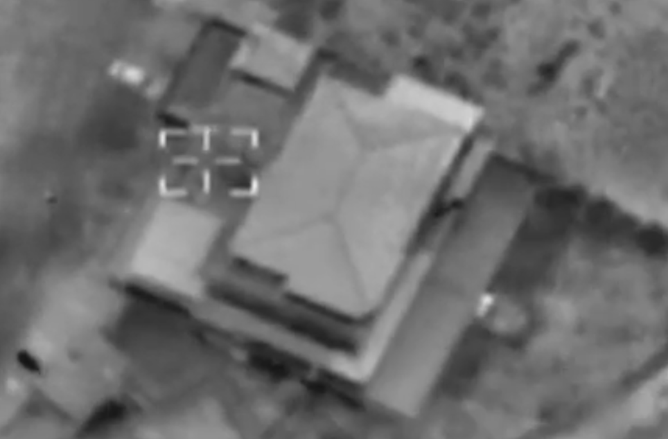 מערכת "אחלה ניוז" עם הדיווח הבא צילום: דובר צה"ל