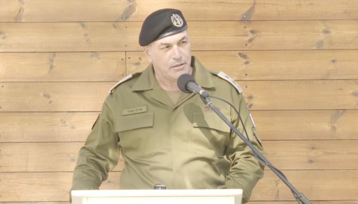 מערכת "אחלה ניוז" עם הדיווח הבא צילום: דובר צה"ל