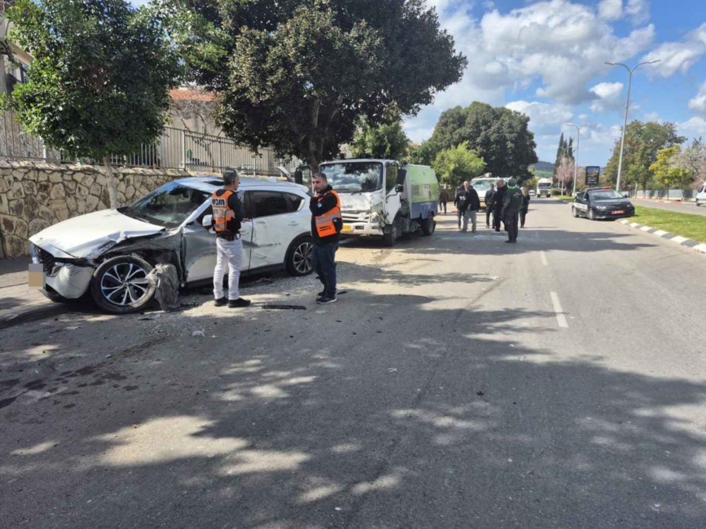 מערכת "אחלה ניוז" עם הדיווח הבא צילום: דוברות איחוד הצלה