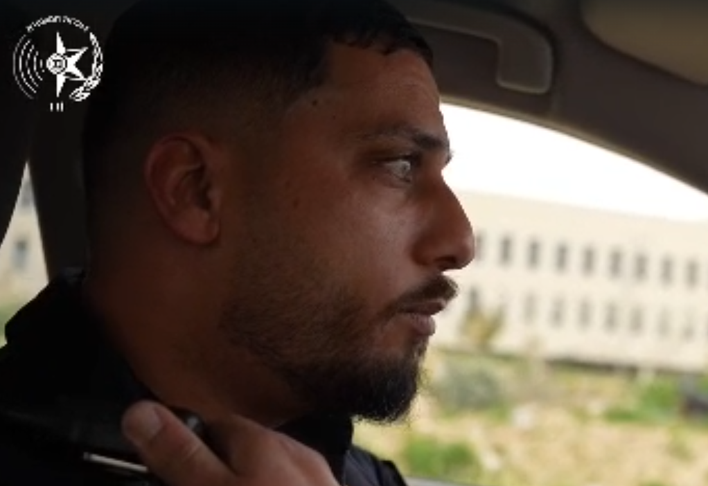 מערכת "אחלה ניוז" עם הדיווח הבא צילום: דוברות המשטרה