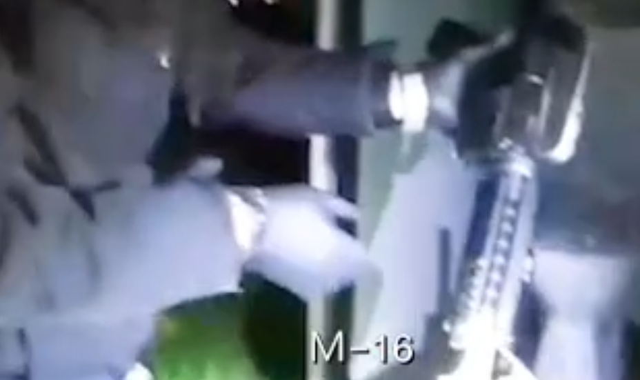 מערכת "אחלה ניוז" עם הדיווח הבא צילום: דוברות המשטרה