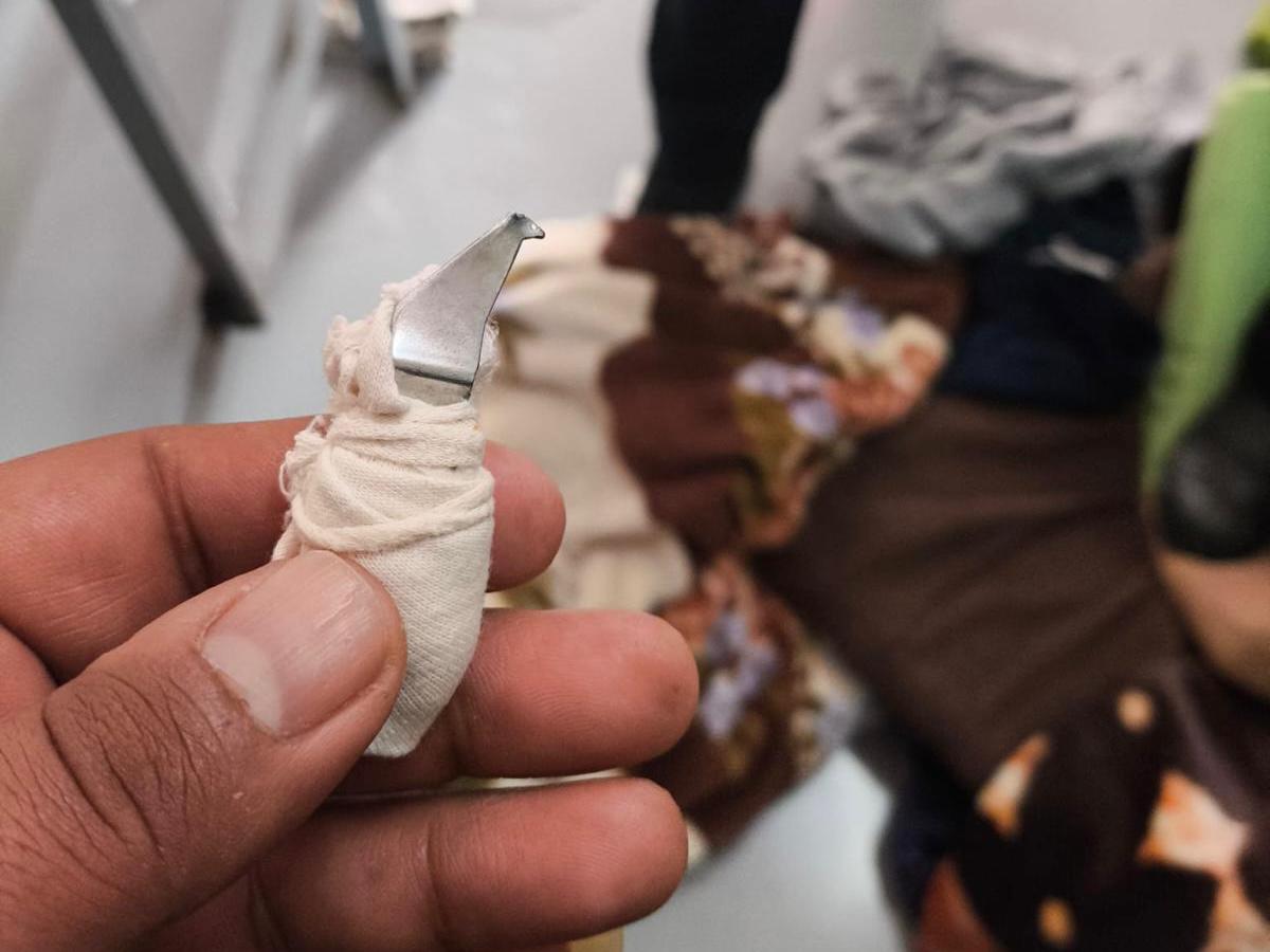 מערכת "אחלה ניוז" עם הדיווח הבא צילום: דוברות שירות בתי הסוהר