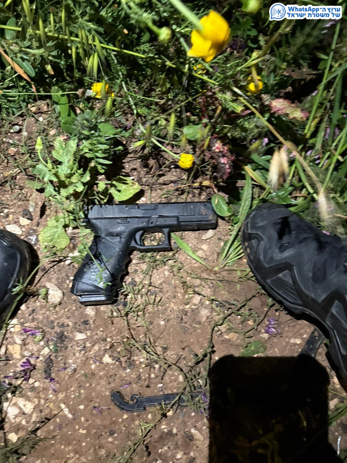 מערכת "אחלה ניוז" עם הדיווח הבא צילום: דוברות המשטרה