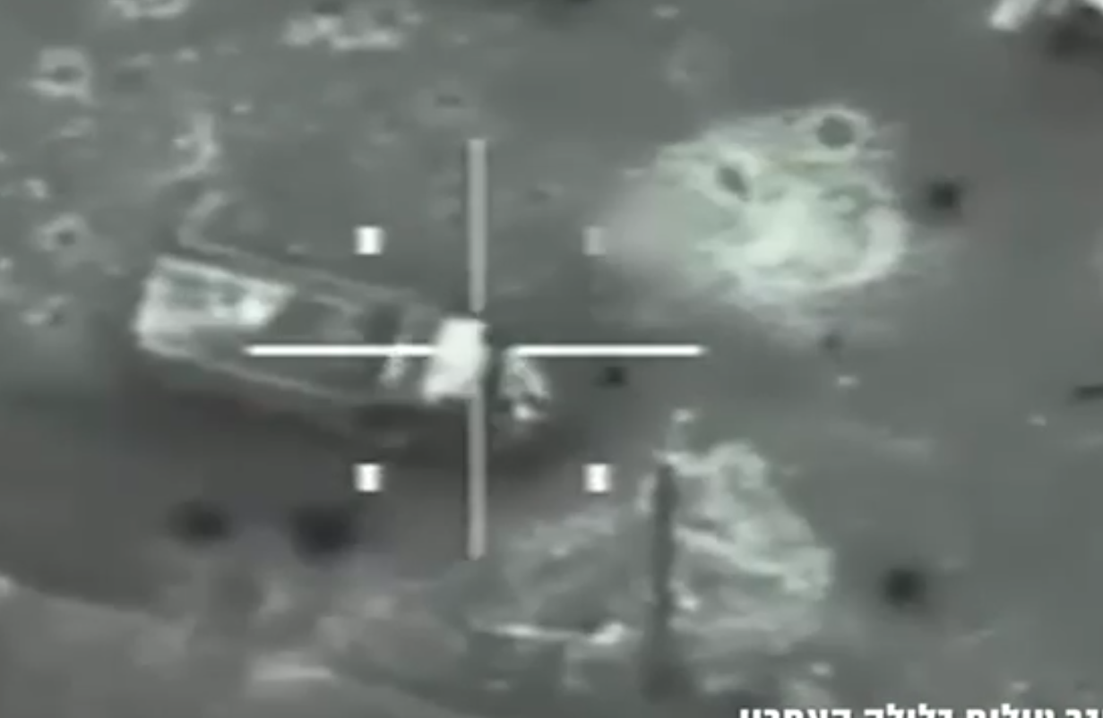 מערכת "אחלה ניוז" עם הדיווח הבא צילום: דובר צה"ל