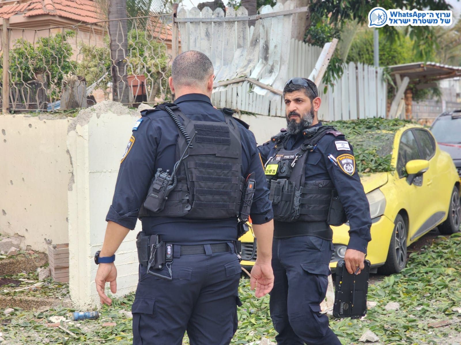 מערכת "אחלה ניוז" עם הדיווח הבא צילום: דוברות המשטרה