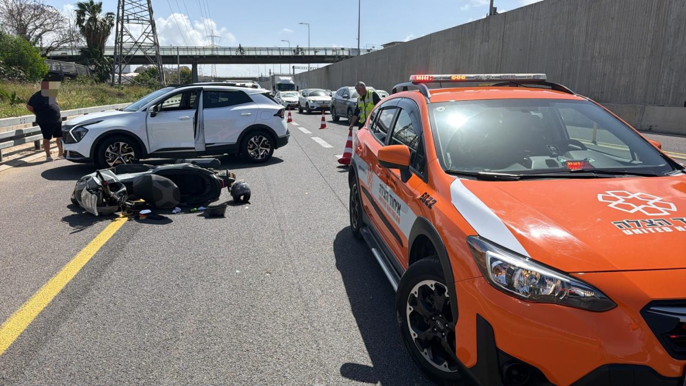 מערכת "אחלה ניוז" עם הדיווח הבא צילום: דוברות איחוד הצלה