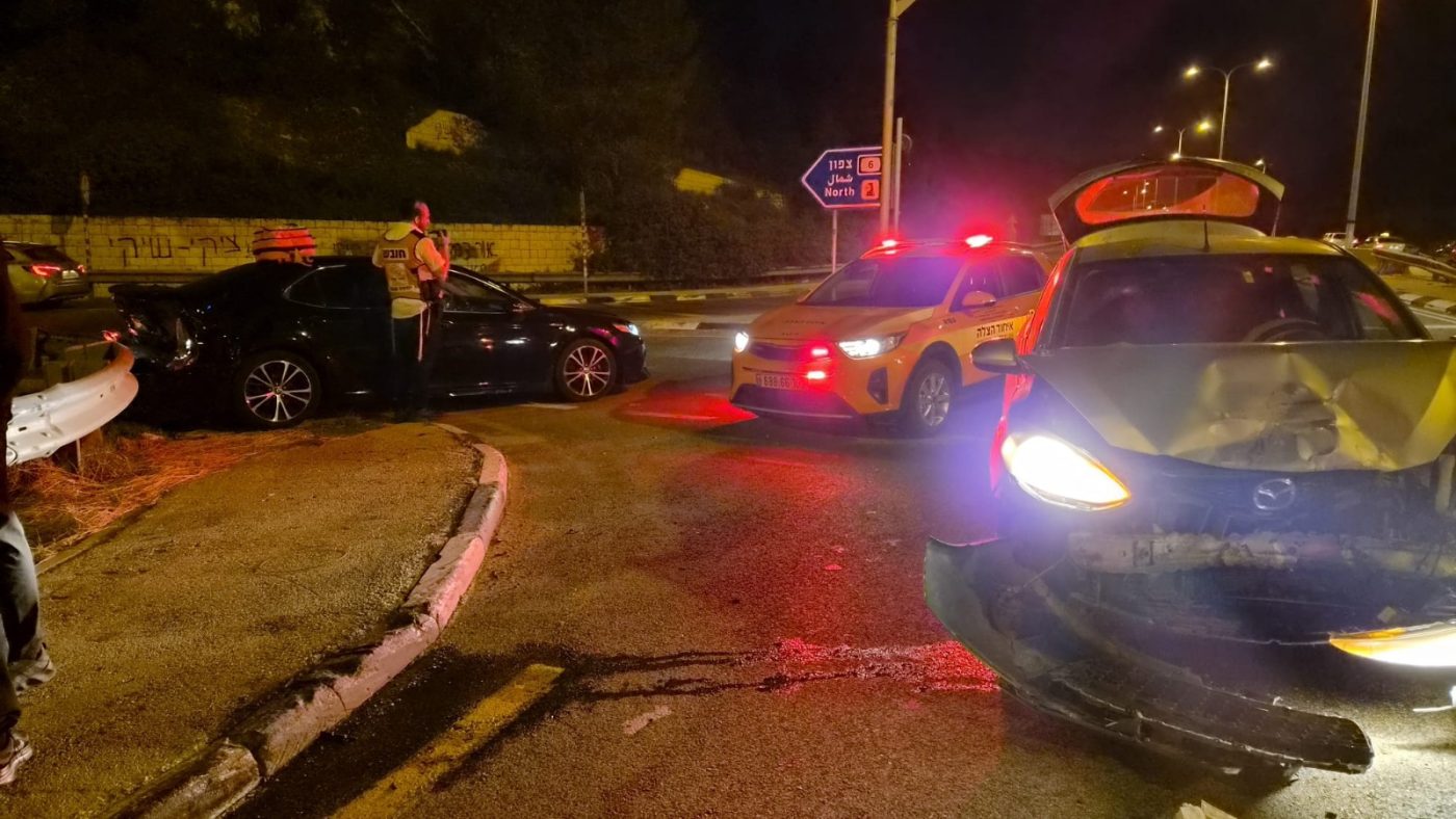 מערכת "אחלה ניוז" עם הדיווח הבא צילום: דוברות איחוד הצלה