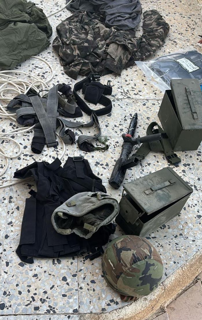 מערכת "אחלה ניוז" עם הדיווח הבא צילום: דובר צה"ל