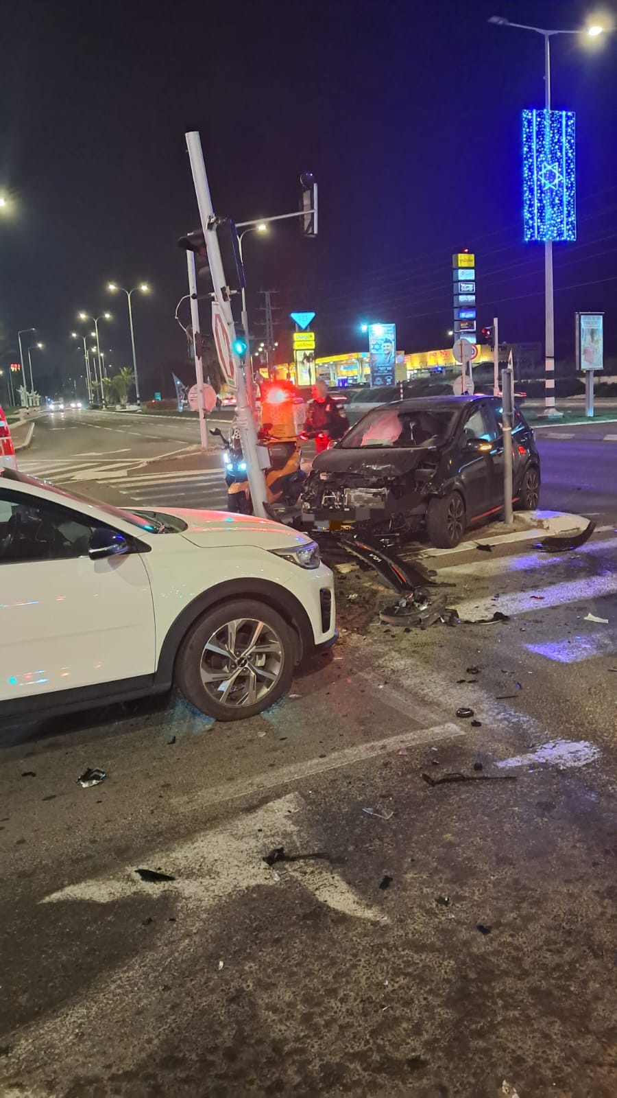 מערכת "אחלה ניוז" עם הדיווח הבא צילום: דוברות איחוד הצלה