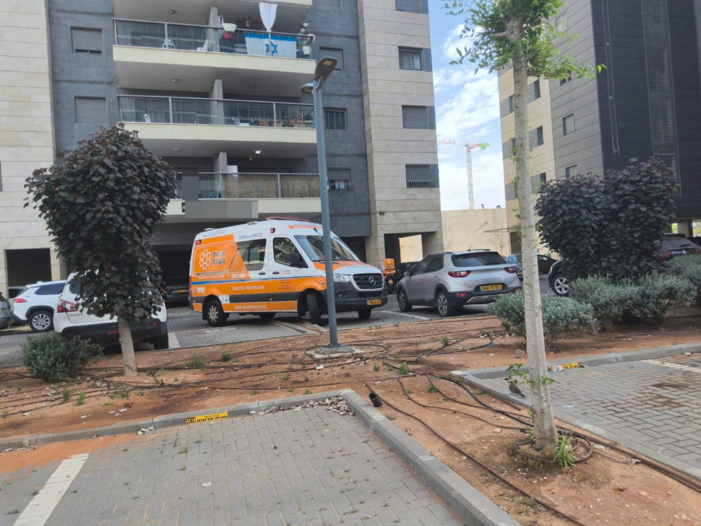 מערכת "אחלה ניוז" עם הדיווח הבא צילום: דוברות איחוד הצלה