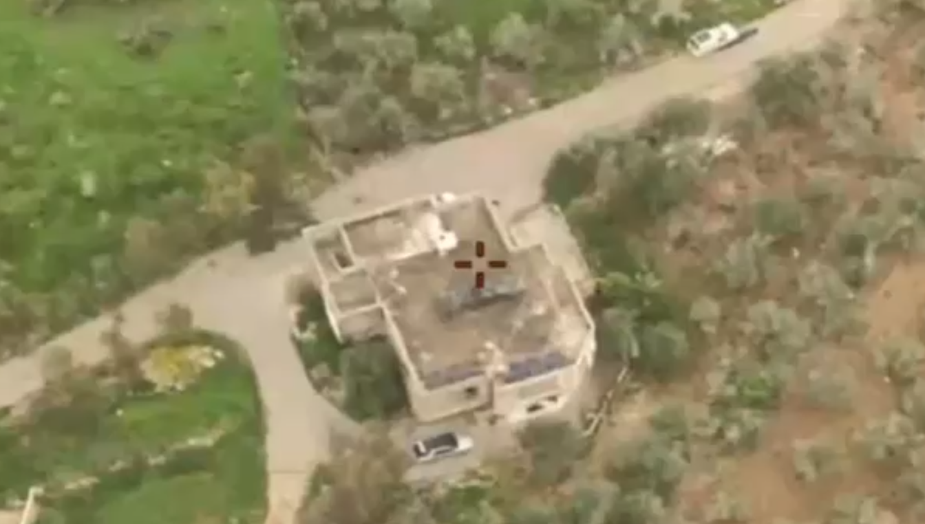 מערכת "אחלה ניוז" עם הדיווח הבא צילום: דובר צה"ל