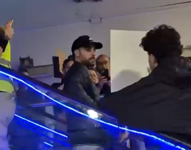 מערכת "אחלה ניוז" עם הדיווח הבא צילום: דוברות שלום עכשיו