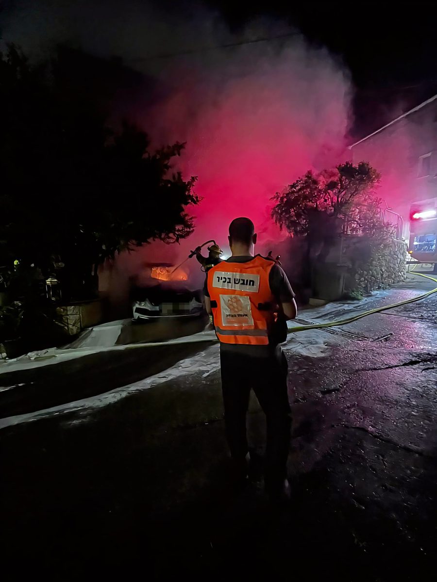 מערכת "אחלה ניוז" עם הדיווח הבא צילום: דוברות איחוד הצלה