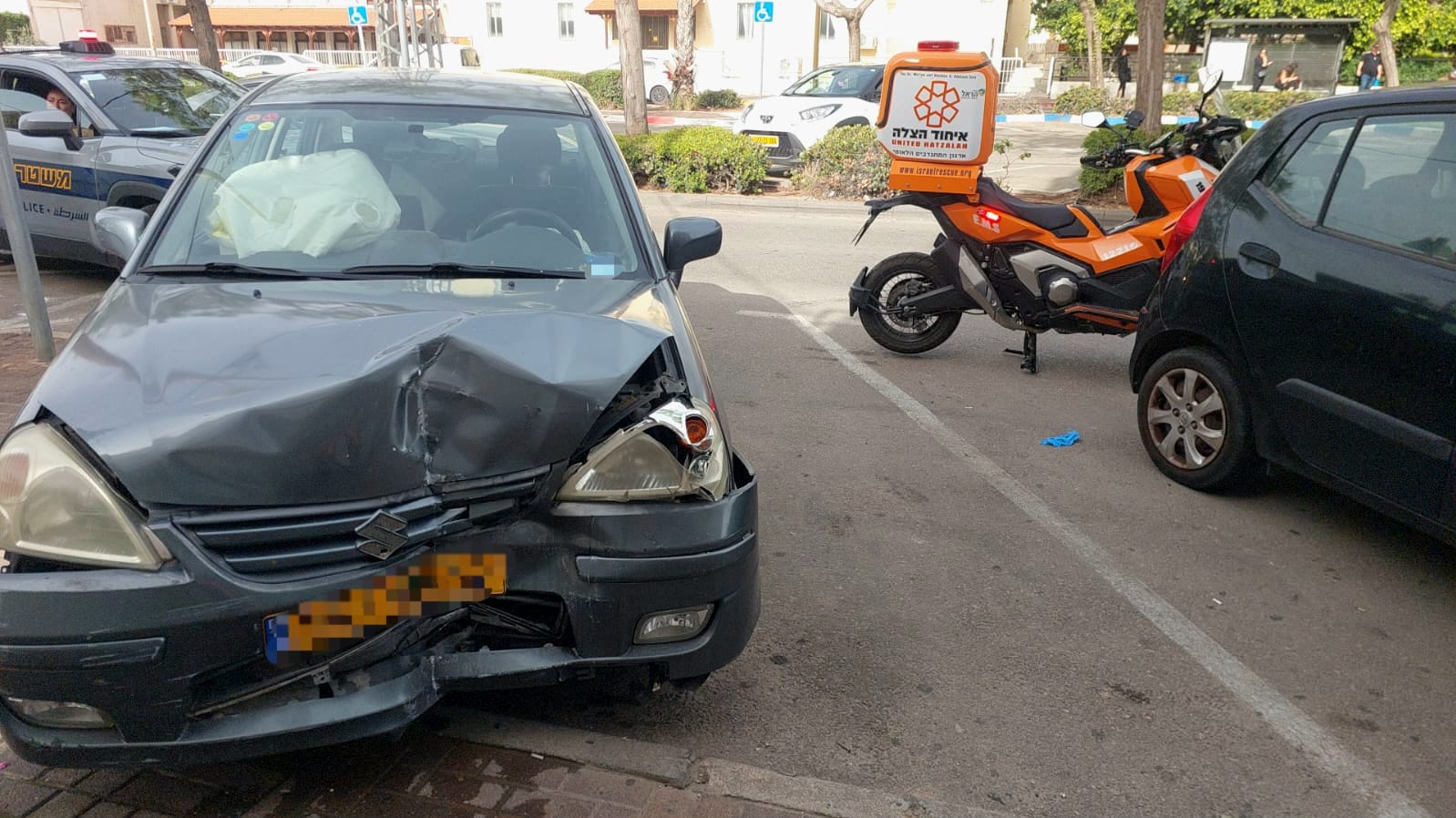 מערכת "אחלה ניוז" עם הדיווח הבא צילום: דוברות איחוד הצלה