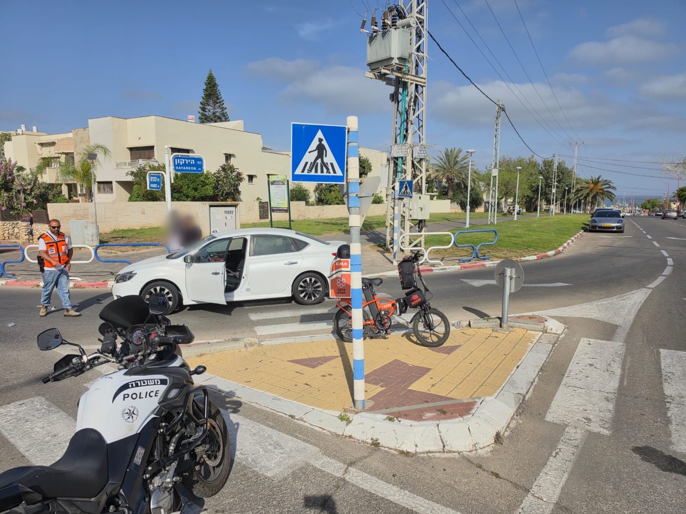 מערכת "אחלה ניוז" עם הדיווח הבא צילום: דוברות איחוד הצלה