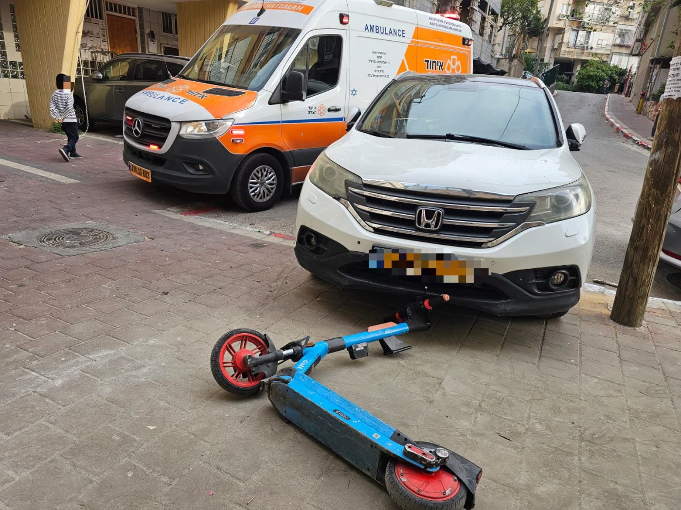 מערכת "אחלה ניוז" עם הדיווח הבא צילום: דוברות איחוד הצלה