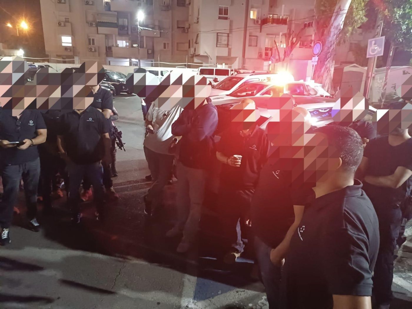 מערכת "אחלה ניוז" עם הדיווח הבא צילום: רשות האוכלוסין וההגירה