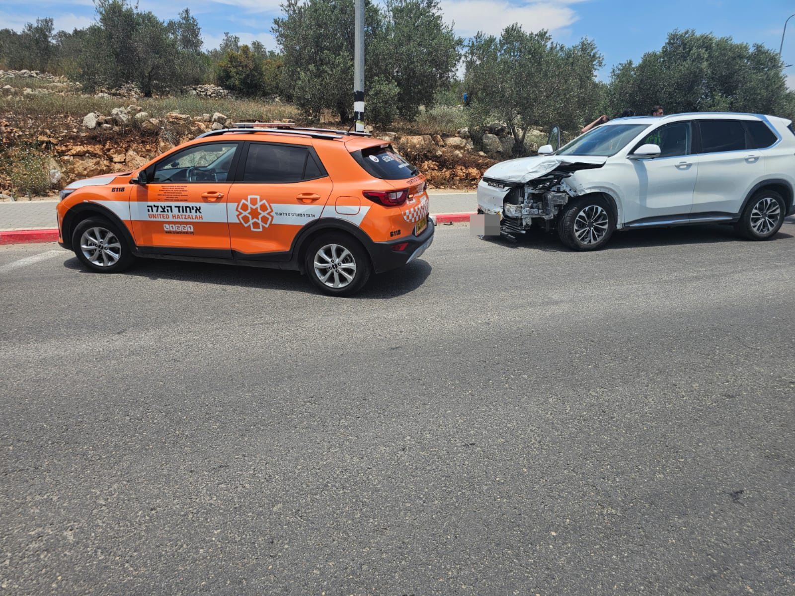 מערכת "אחלה ניוז" עם הדיווח הבא צילום: דוברות איחוד הצלה