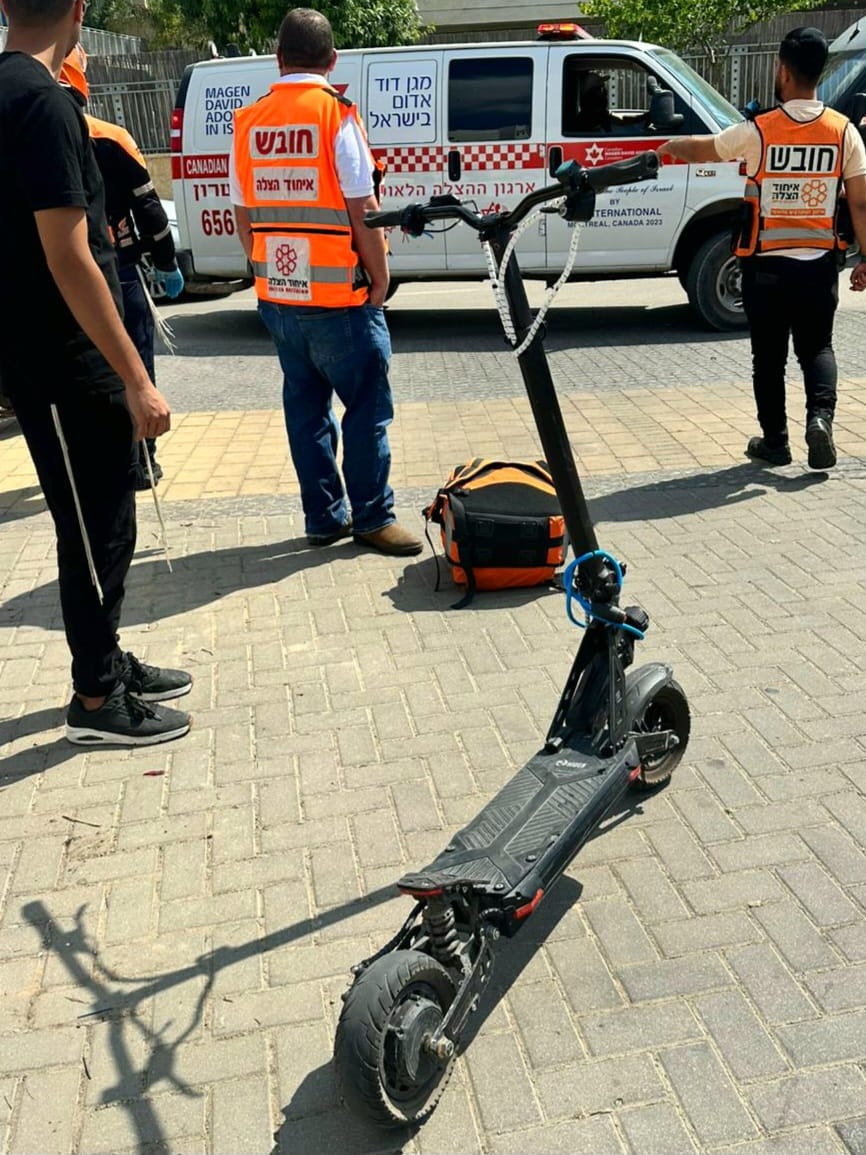 מערכת "אחלה ניוז" עם הדיווח הבא צילום: דוברות איחוד הצלה