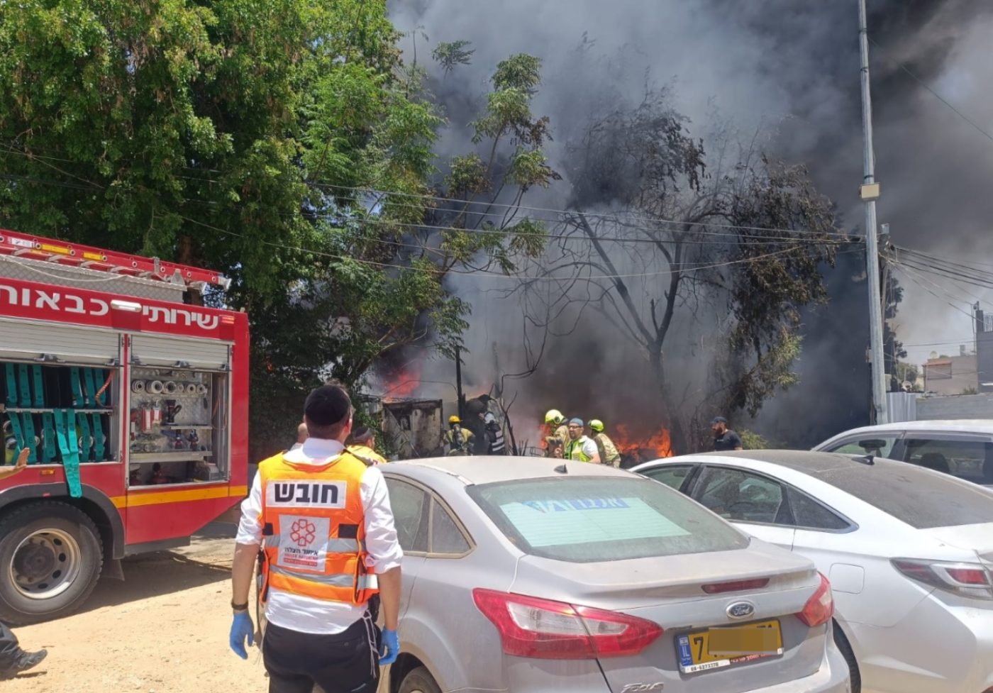מערכת "אחלה ניוז" עם הדיווח הבא צילום: דוברות איחוד הצלה