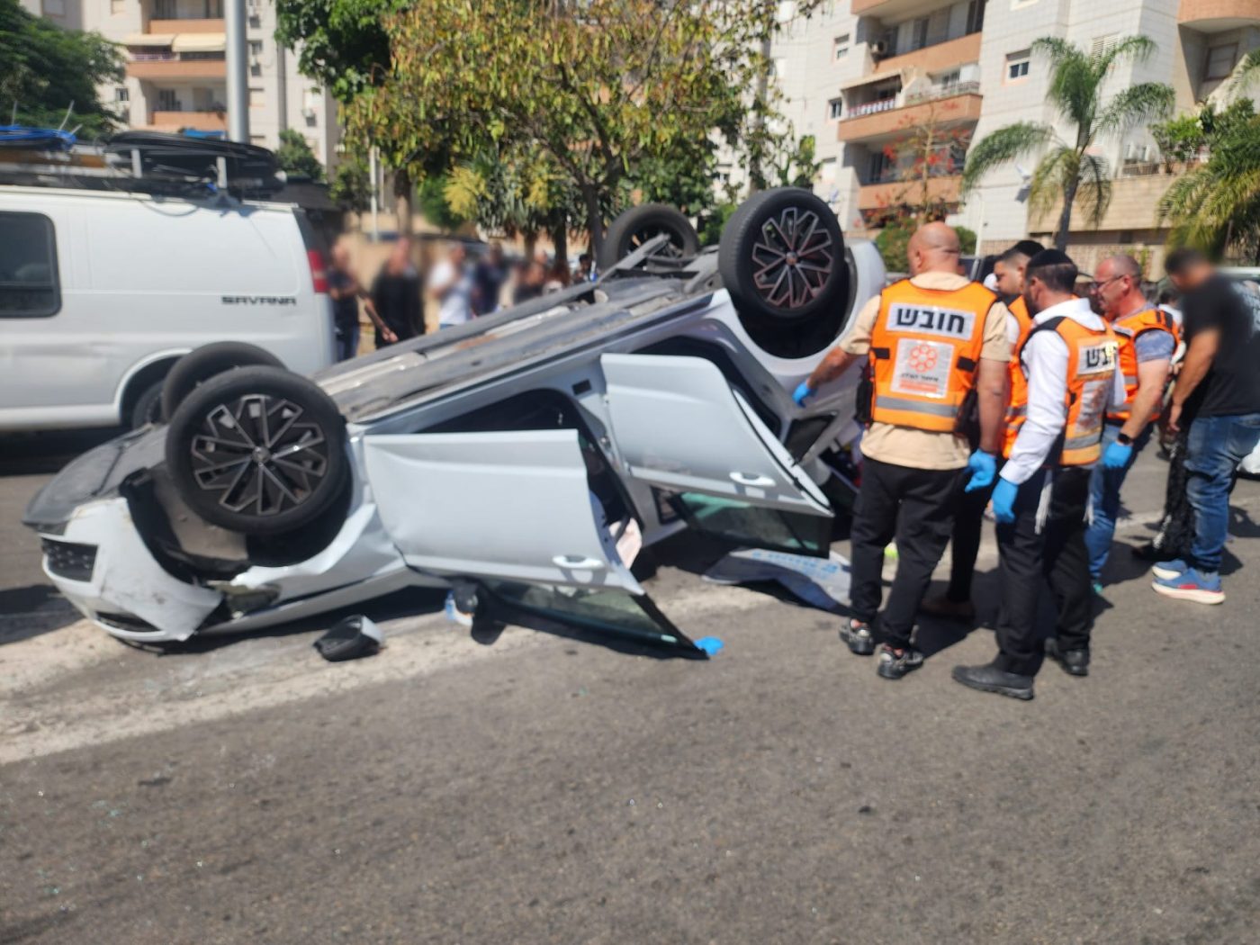מערכת "אחלה ניוז" עם הדיווח הבא צילום: דוברות איחוד הצלה