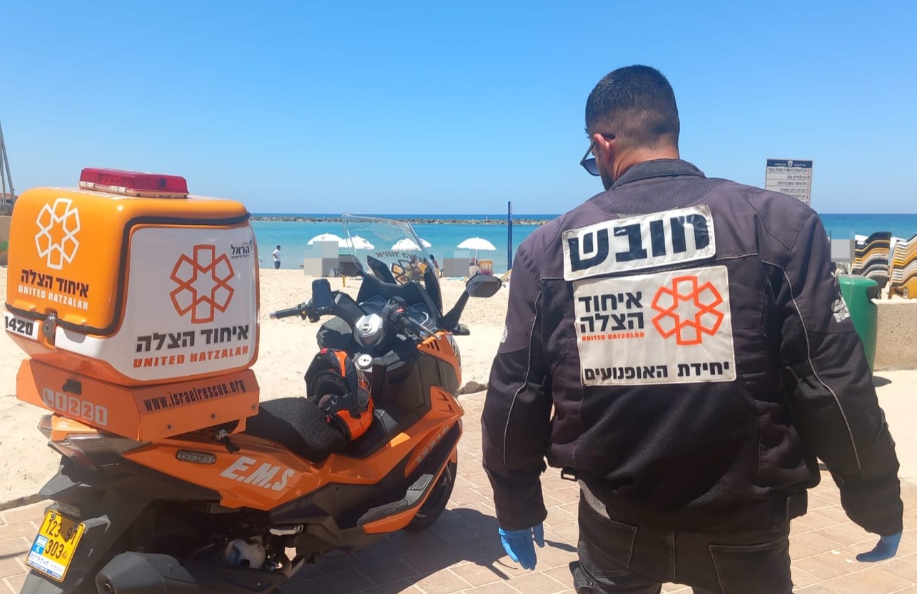 מערכת "אחלה ניוז" עם הדיווח הבא צילום: דוברות איחוד הצלה