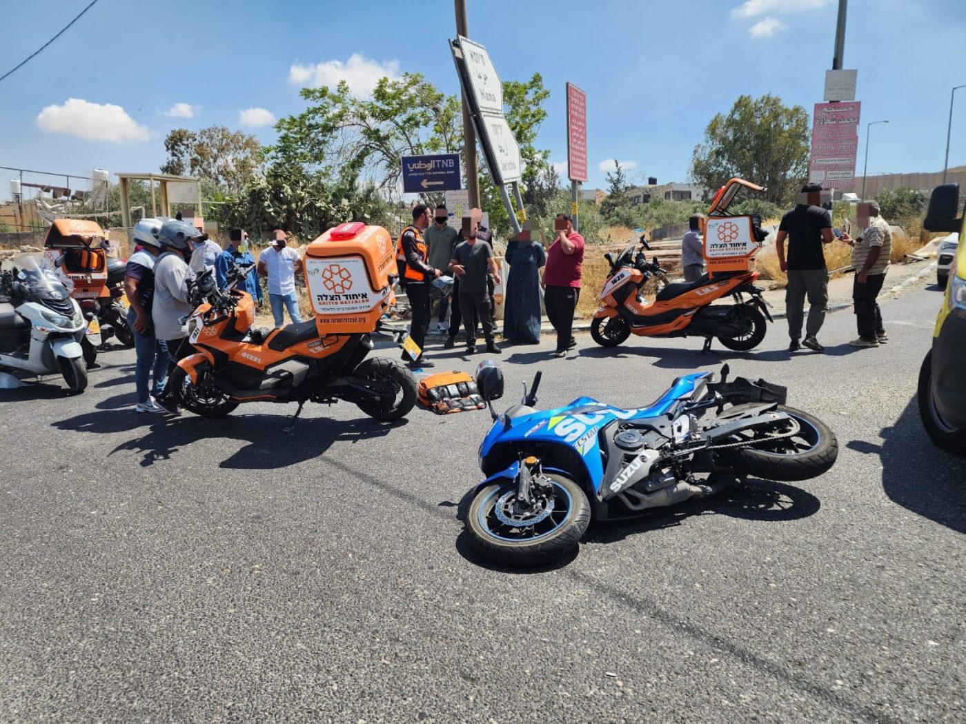 מערכת "אחלה ניוז" עם הדיווח הבא צילום: דוברות איחוד הצלה