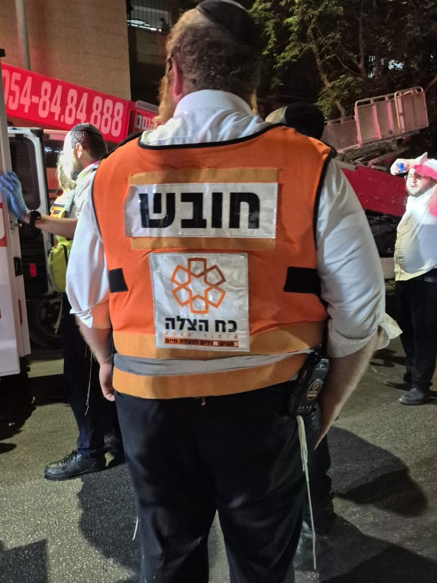 מערכת "אחלה ניוז" עם הדיווח הבא צילום: דוברות איחוד הצלה