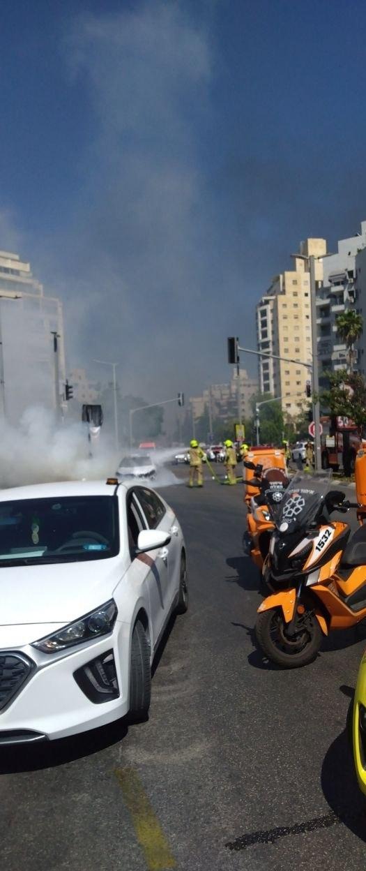 מערכת "אחלה ניוז" עם הדיווח הבא צילום: דוברות איחוד הצלה