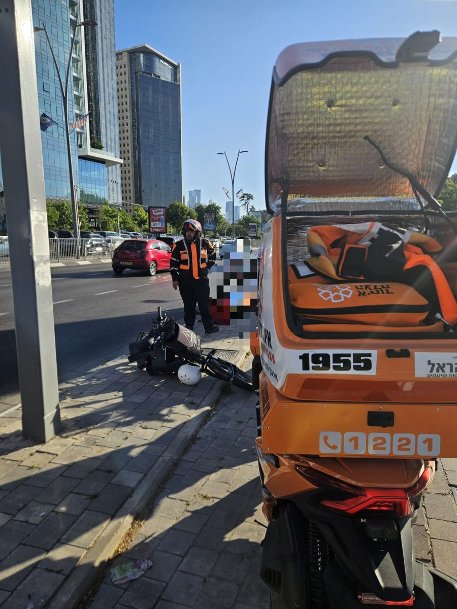 מערכת "אחלה ניוז" עם הדיווח הבא צילום: דוברות איחוד הצלה