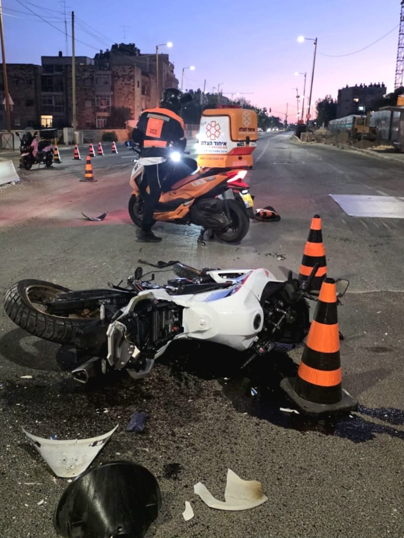 מערכת "אחלה ניוז" עם הדיווח הבא צילום: דוברות איחוד הצלה