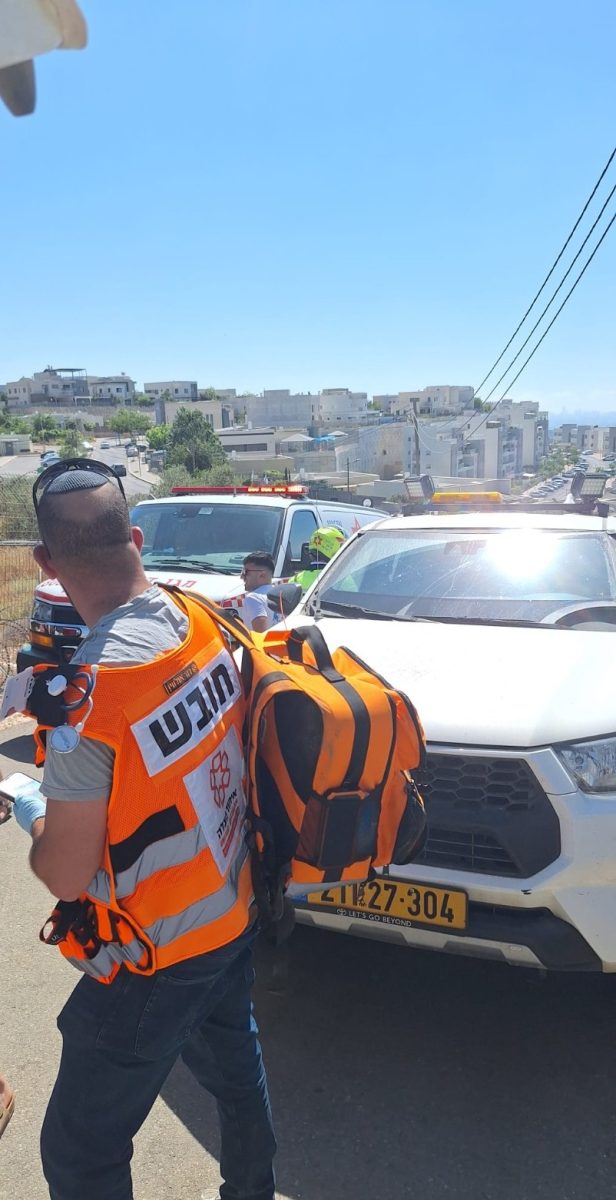 מערכת "אחלה ניוז" עם הדיווח הבא צילום: דוברות איחוד הצלה