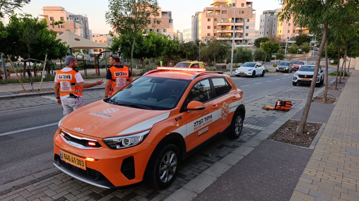 מערכת "אחלה ניוז" עם הדיווח הבא צילום: דוברות איחוד הצלה