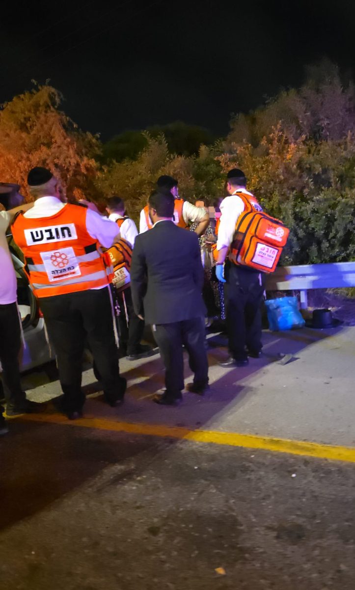 מערכת "אחלה ניוז" עם הדיווח הבא צילום: דוברות איחוד הצלה