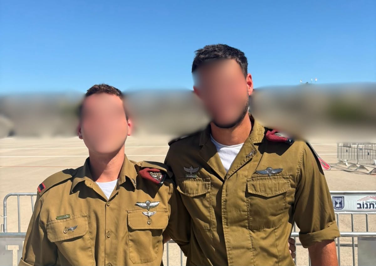 מערכת "אחלה ניוז" עם הדיווח הבא צילום: דובר צה"ל
