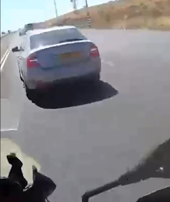 מערכת "אחלה ניוז" עם הדיווח הבא צילום: דוברות משטרת ישראל