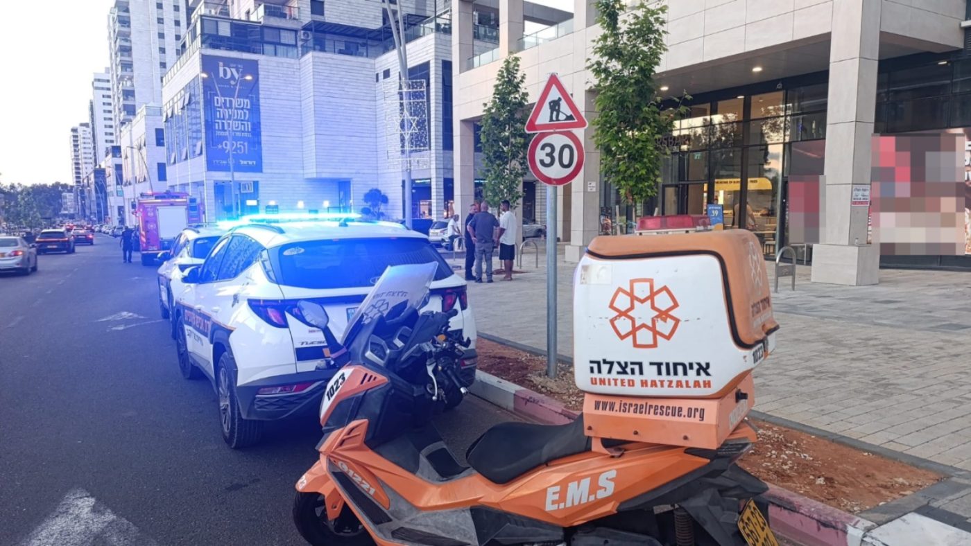 מערכת "אחלה ניוז" עם הדיווח הבא צילום: דוברות איחוד הצלה
