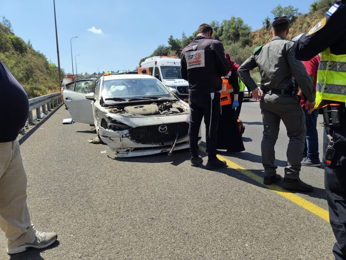 מערכת "אחלה ניוז"  צילום: דוברות איחוד הצלה