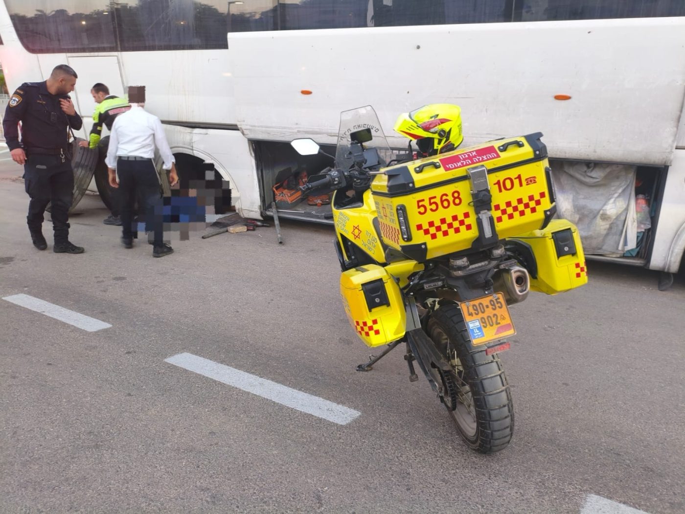 מערכת "אחלה ניוז" צילום תמונה : תיעוד מבצעי מד"א