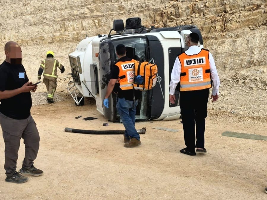 מערכת "אחלה ניוז" צילום תמונה : תיעוד מבצעי איחוד הצלה